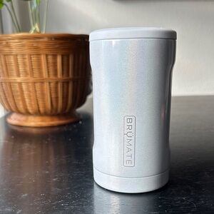 BrüMate White Iridescent Insulated Bottle Cooler